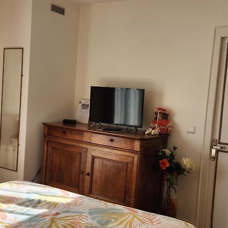 Les Pingouins De La Marne Bed & Breakfast Le Perreux-Sur-Marne Exterior photo