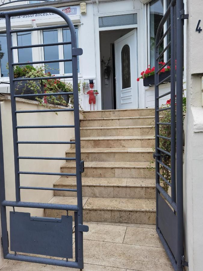 Les Pingouins De La Marne Bed & Breakfast Le Perreux-Sur-Marne Exterior photo